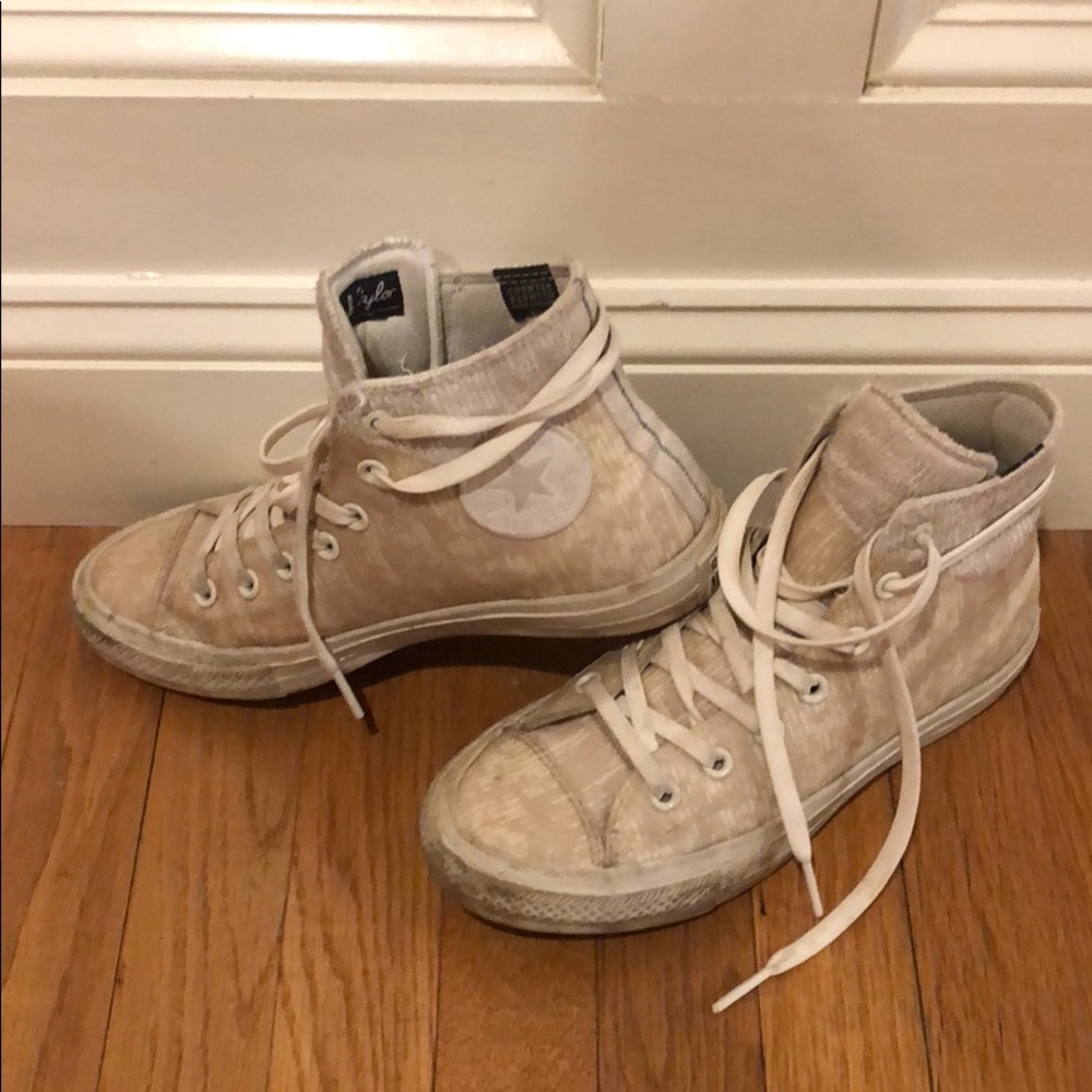 High Top waterproof converse